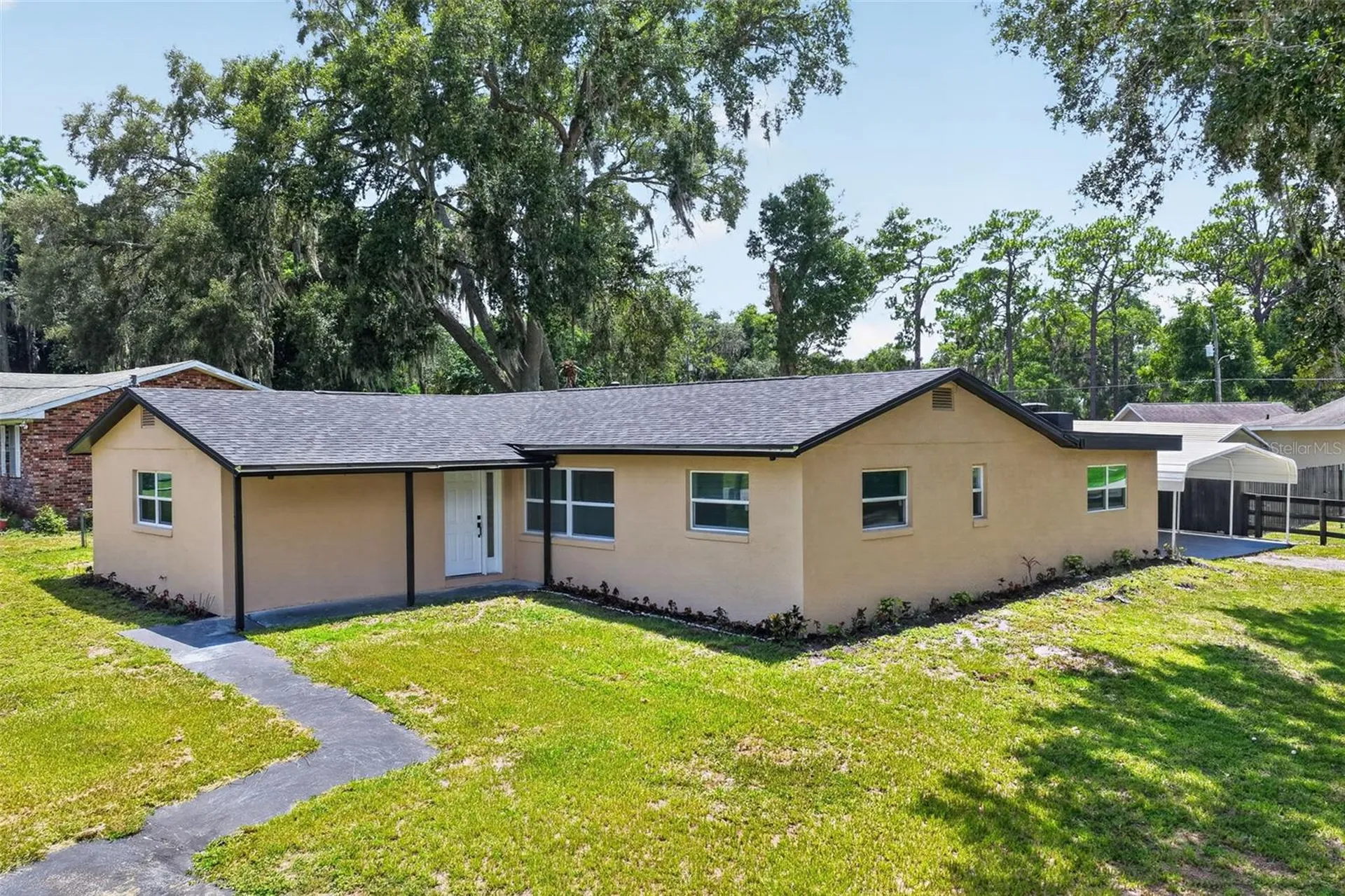 708 Cindy Avenue Fruitland Park FL 34731