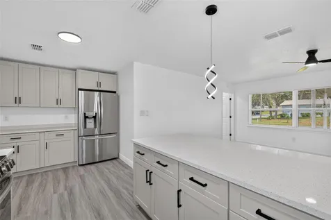 708 Cindy Avenue Fruitland Park FL 34731