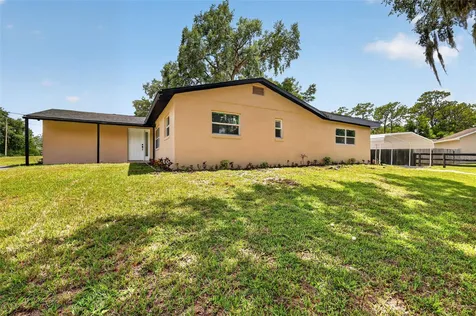 708 Cindy Avenue Fruitland Park FL 34731