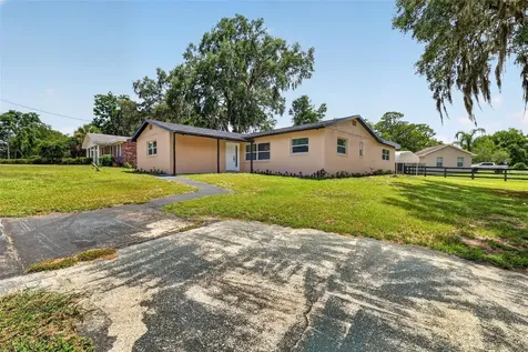 708 Cindy Avenue Fruitland Park FL 34731