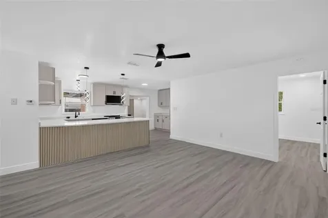 708 Cindy Avenue Fruitland Park FL 34731