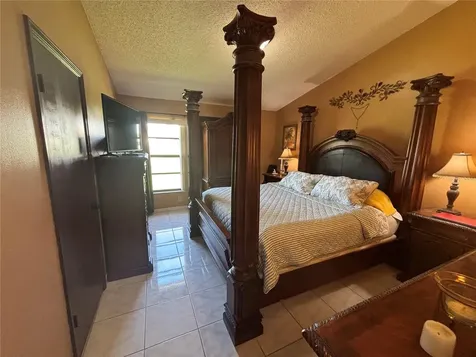 9840 Balmoral Circle Orlando FL 32817