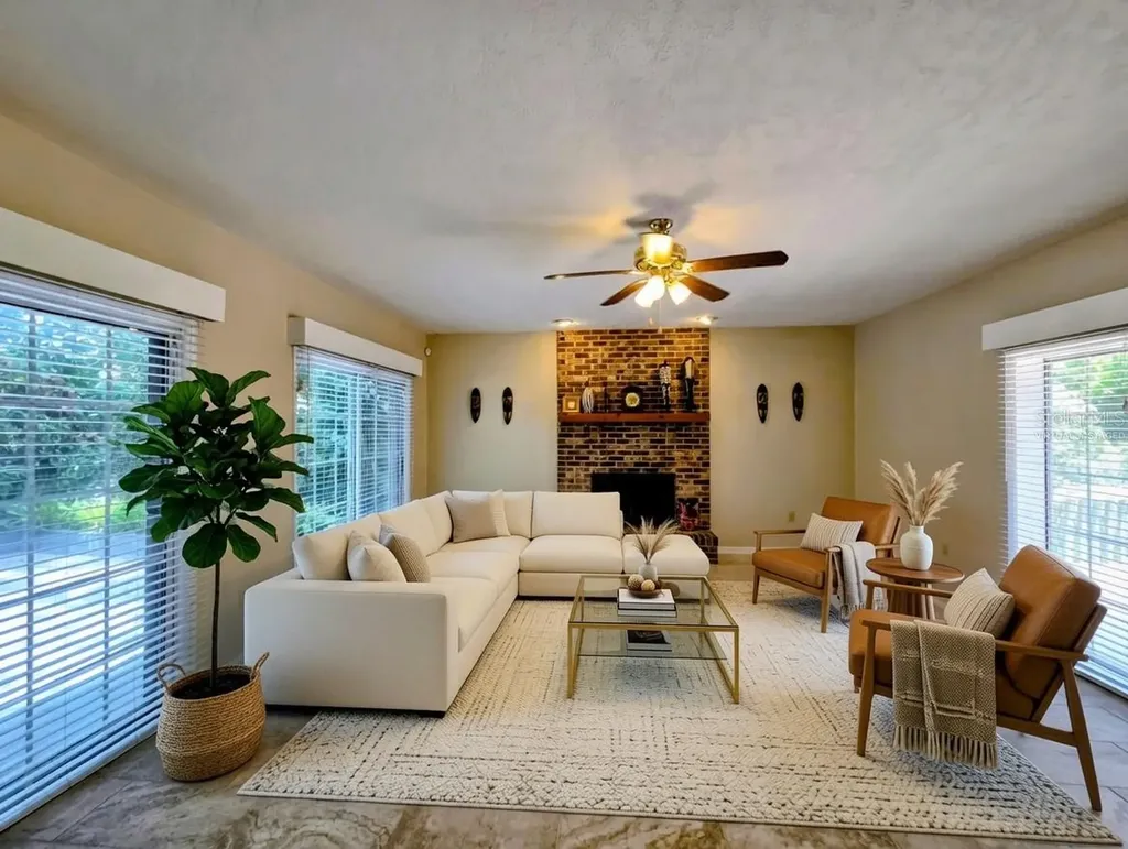 215 48th Street NW Bradenton FL 34209
