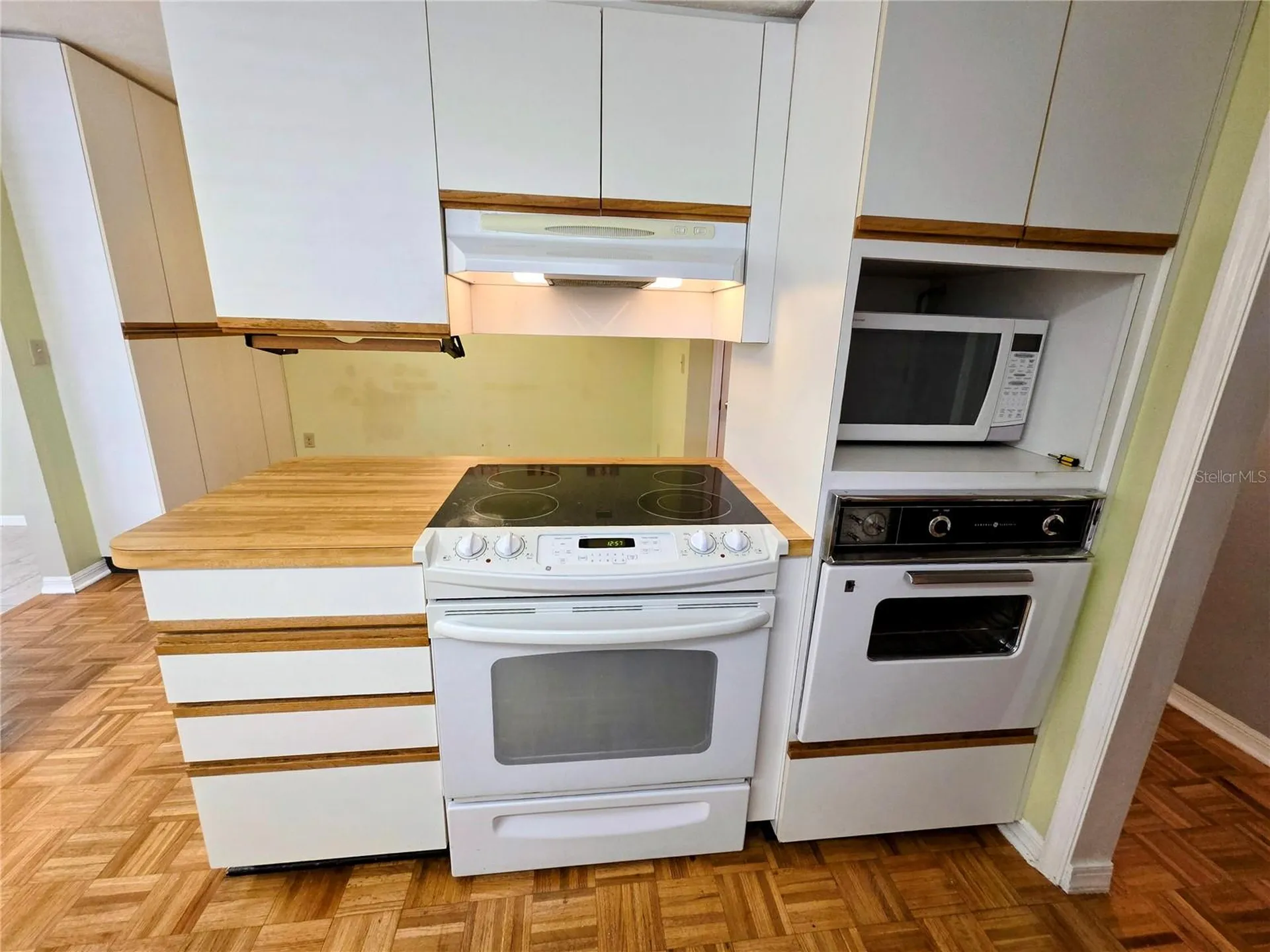 215 48th Street NW Bradenton FL 34209