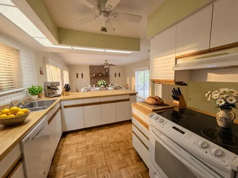 215 48th Street NW Bradenton FL 34209
