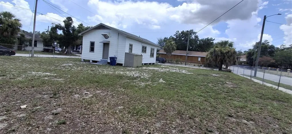 3009 N 13th Street Tampa FL 33605