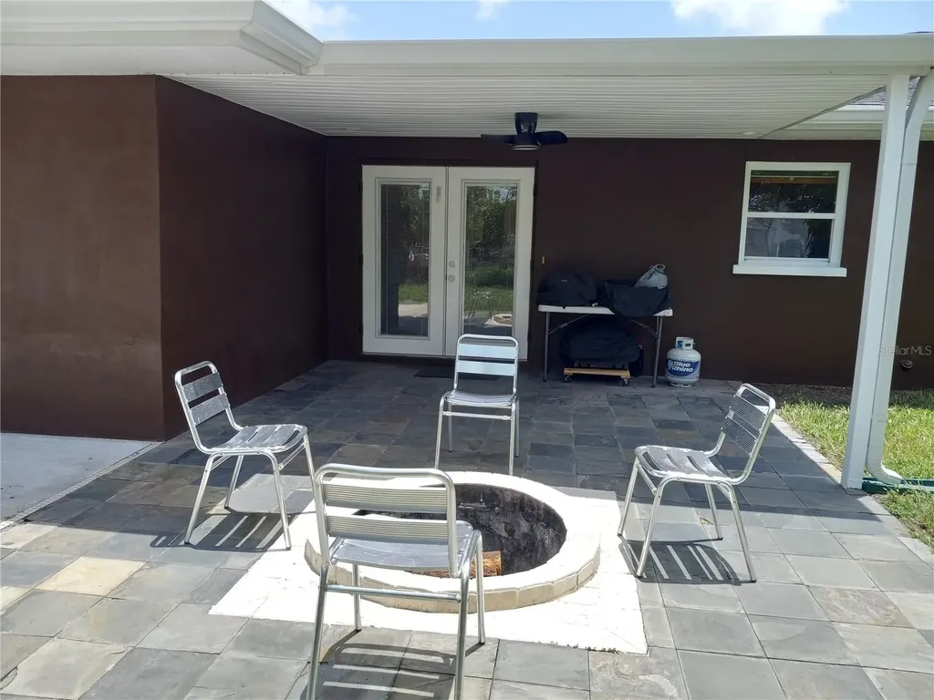 240 Regina Drive S Largo FL 33770