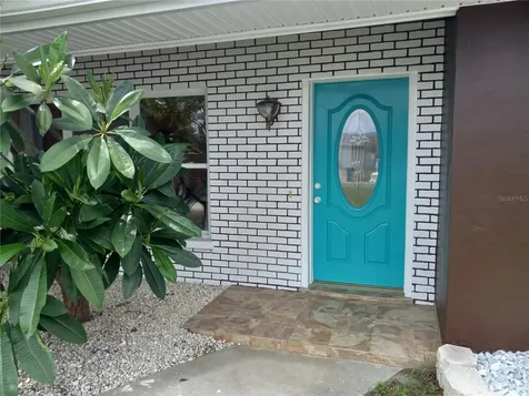 240 Regina Drive S Largo FL 33770