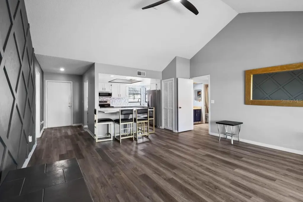 609 Lively Drive Sun City Center FL 33573