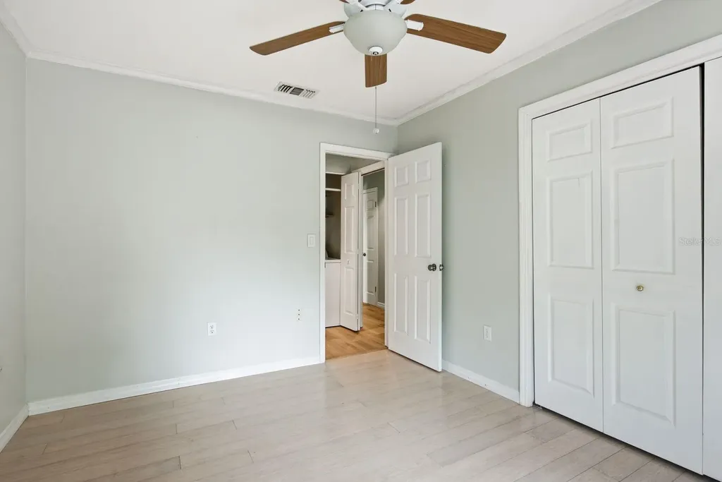 511 Mistletoe Court Safety Harbor FL 34695