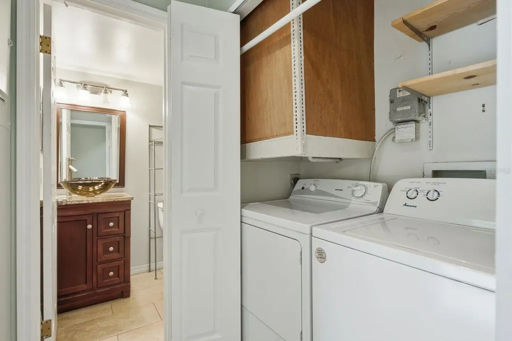 511 Mistletoe Court Safety Harbor FL 34695