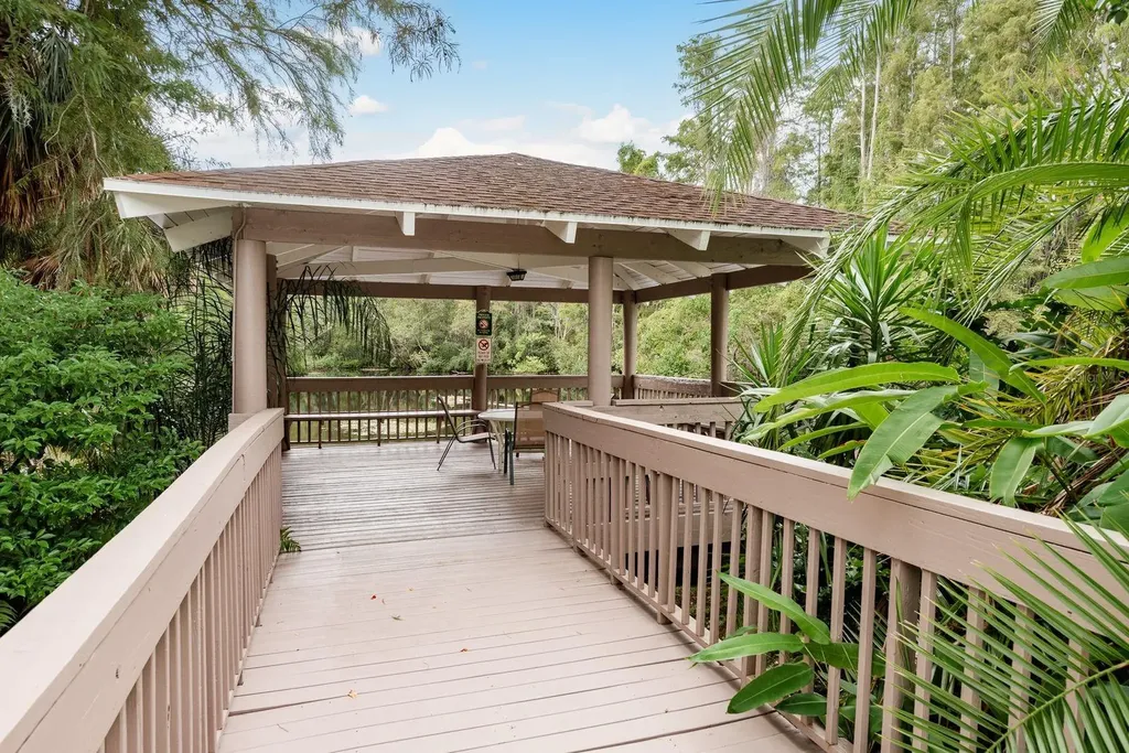 511 Mistletoe Court Safety Harbor FL 34695