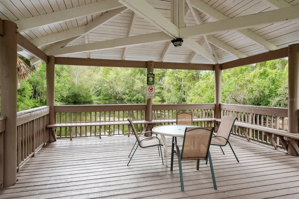 511 Mistletoe Court Safety Harbor FL 34695
