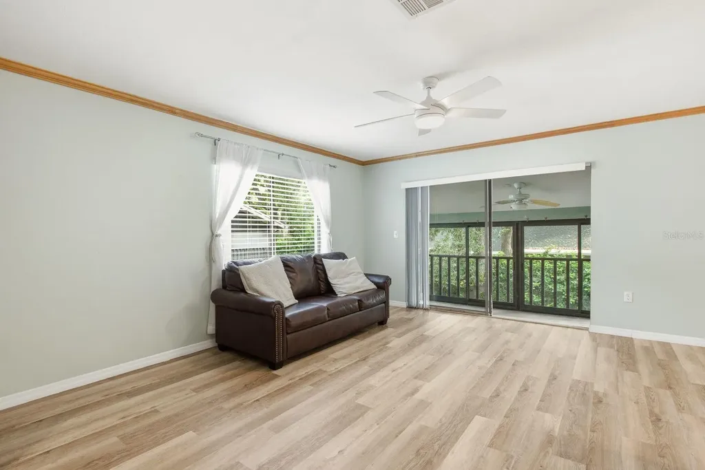511 Mistletoe Court Safety Harbor FL 34695