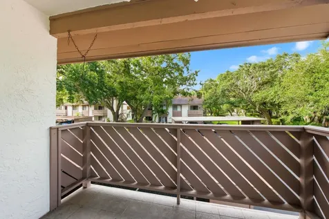 511 Mistletoe Court Safety Harbor FL 34695