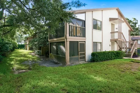 511 Mistletoe Court Safety Harbor FL 34695