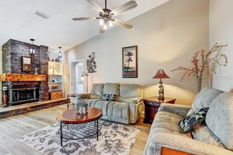 2828 Woodrose Court Holiday FL 34691