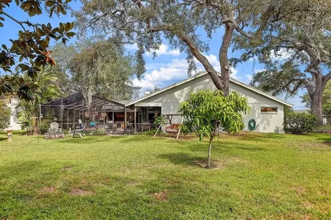 2828 Woodrose Court Holiday FL 34691