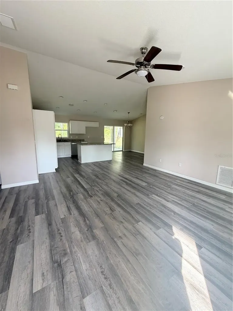 9850 N Sandree Drive Citrus Springs FL 34434