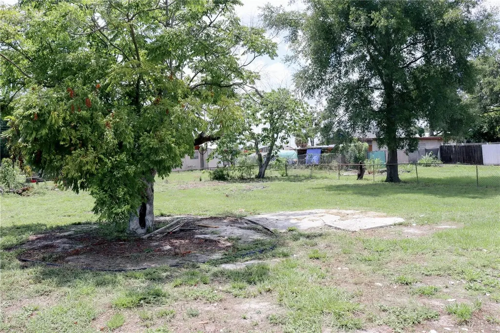 910 N Ruth Avenue Lakeland FL 33815