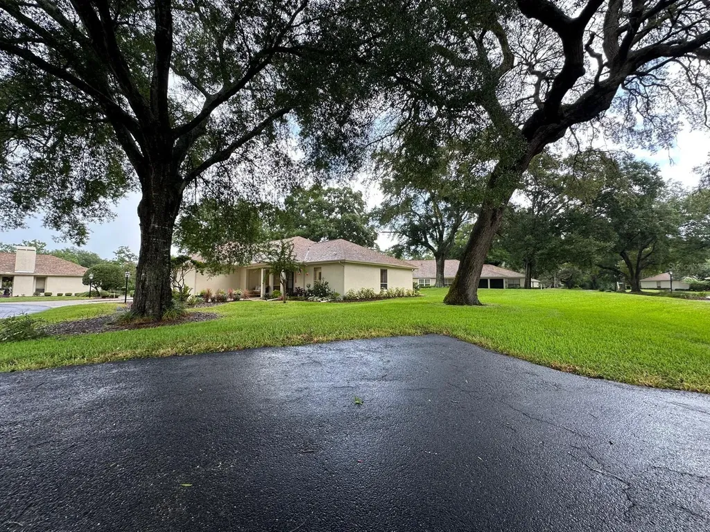 5941 W Dedham Trail Crystal River FL 34429