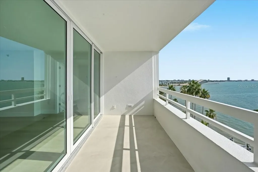 888 Blvd Of The Arts Sarasota FL 34236