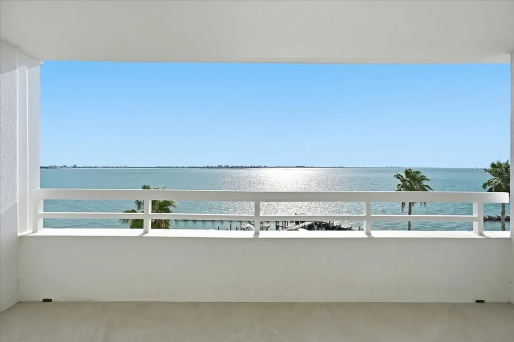 888 Blvd Of The Arts Sarasota FL 34236