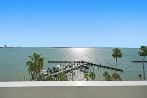 888 Blvd Of The Arts Sarasota FL 34236