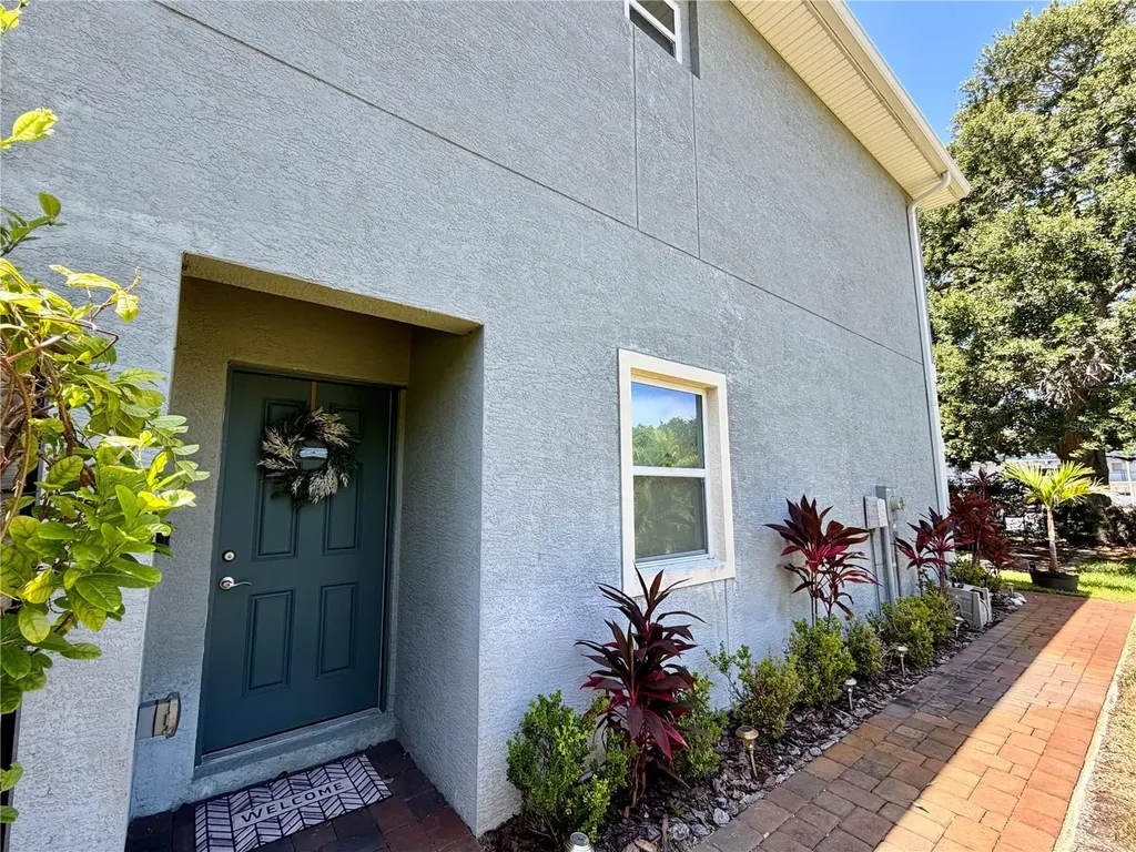 281 Ashley Court Dunedin FL 34698