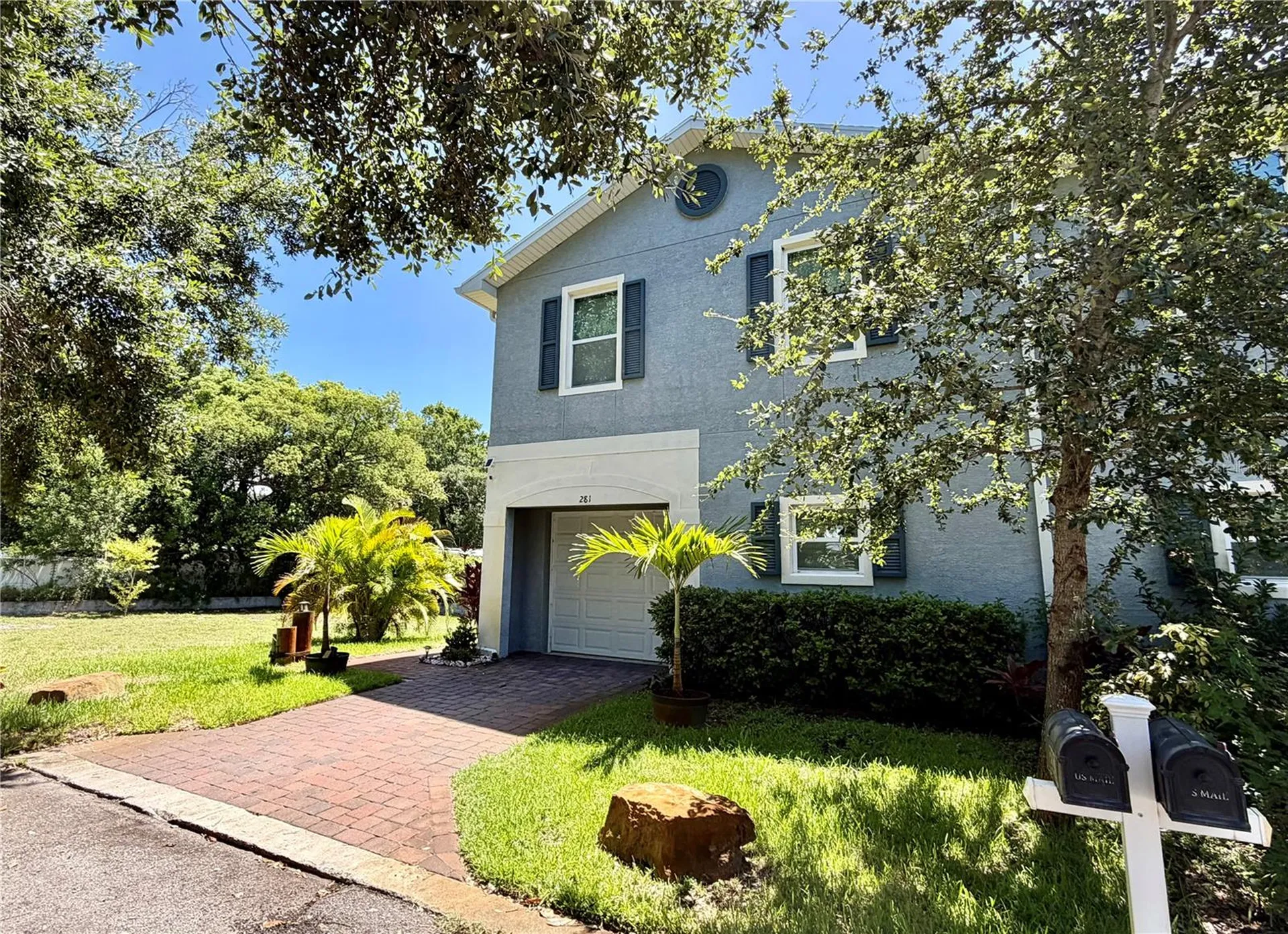 281 Ashley Court Dunedin FL 34698