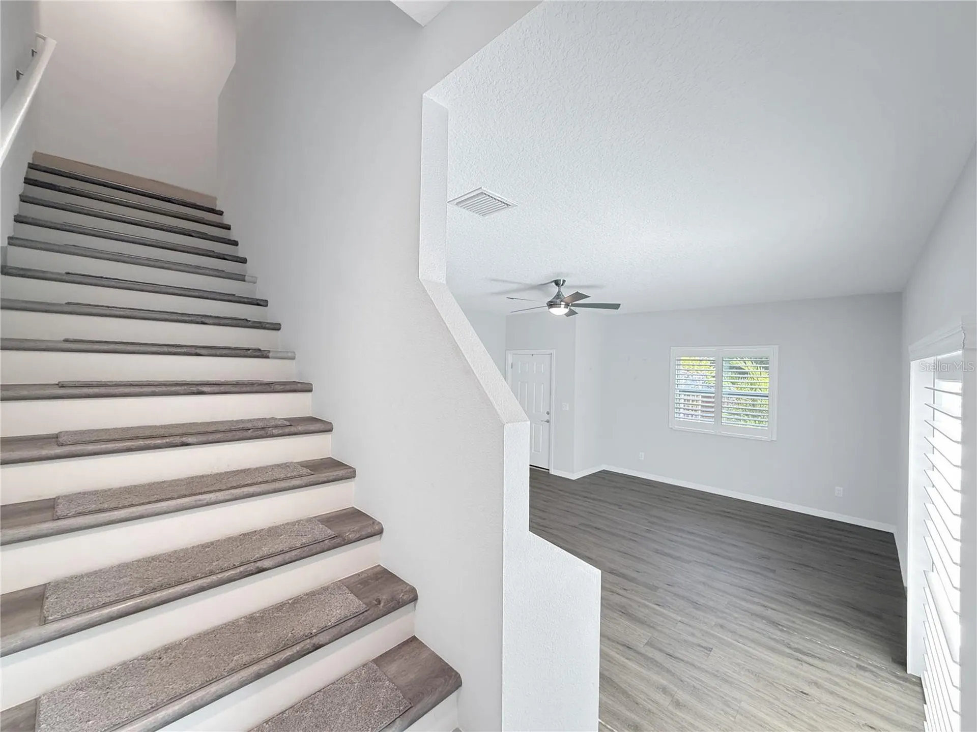 281 Ashley Court Dunedin FL 34698