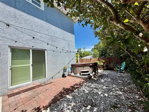 281 Ashley Court Dunedin FL 34698