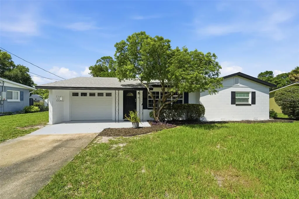16 Oleander Lane Debary FL 32713