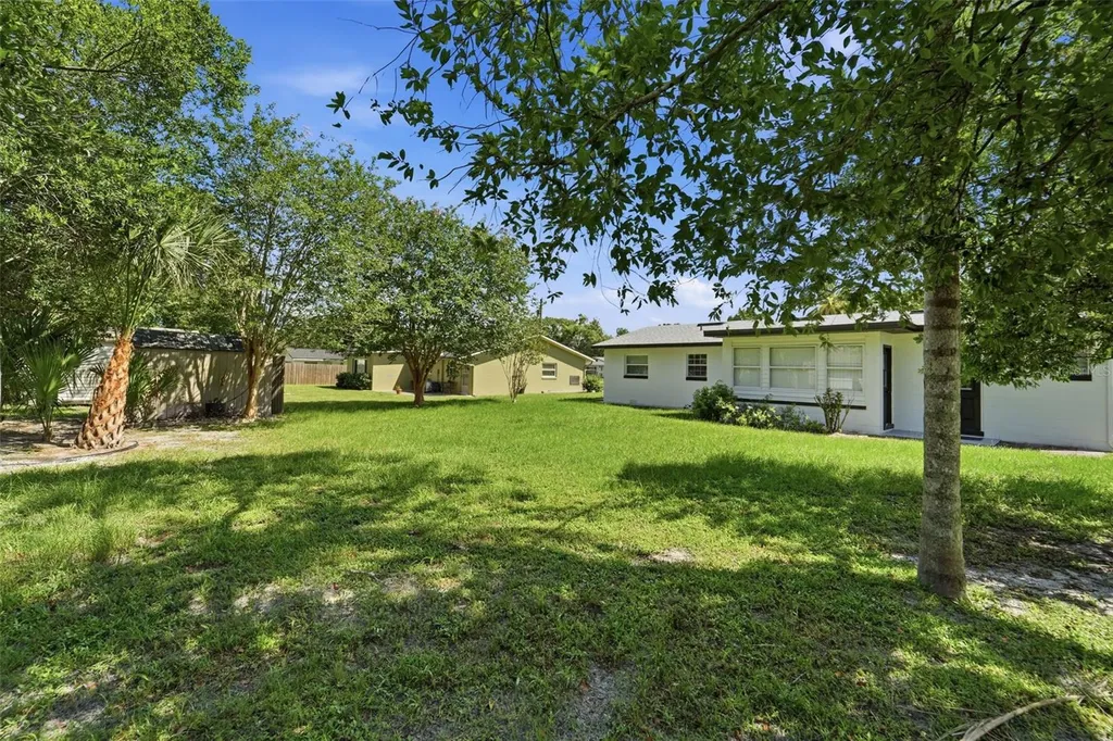 16 Oleander Lane Debary FL 32713