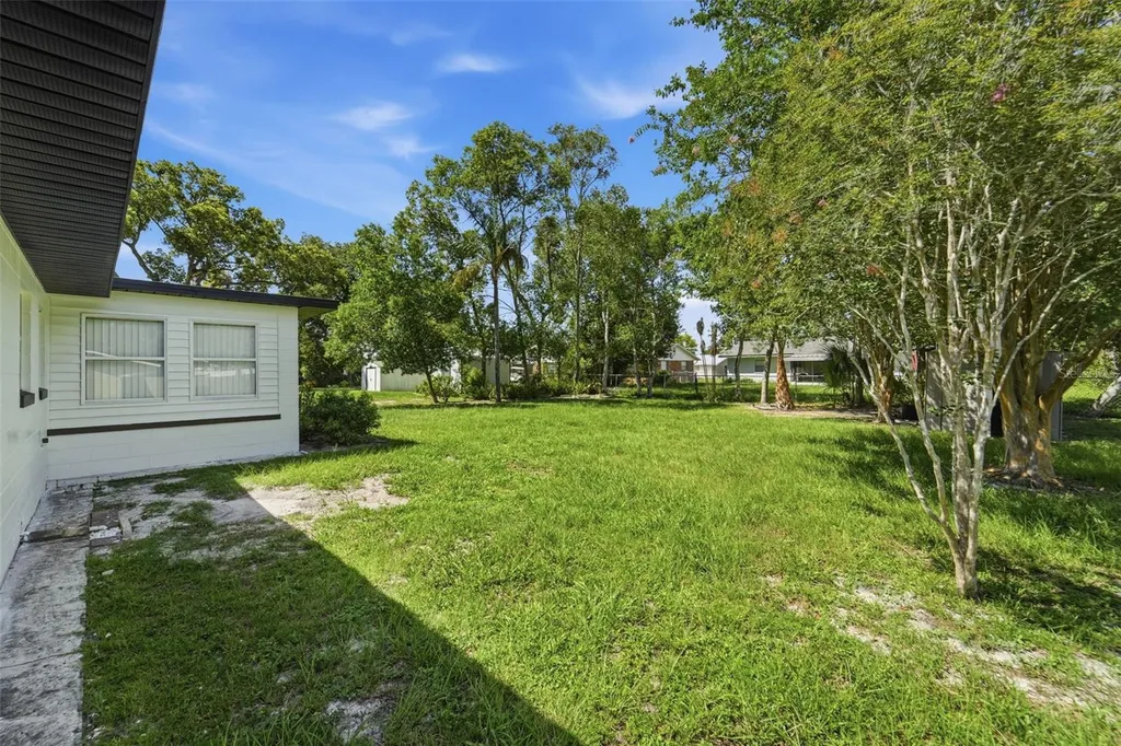 16 Oleander Lane Debary FL 32713