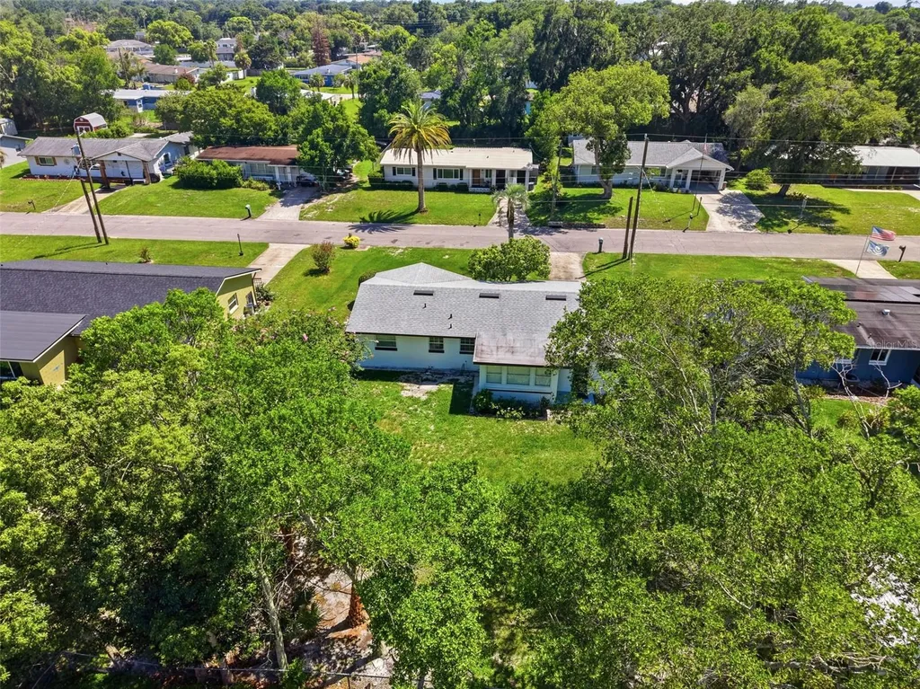 16 Oleander Lane Debary FL 32713