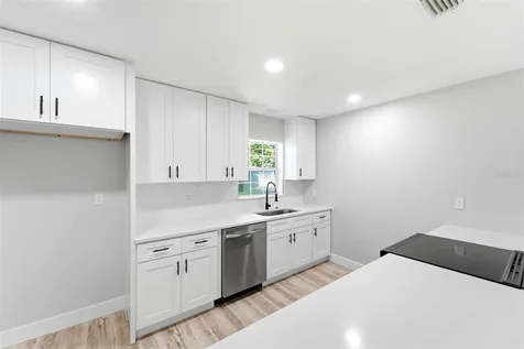 16 Oleander Lane Debary FL 32713