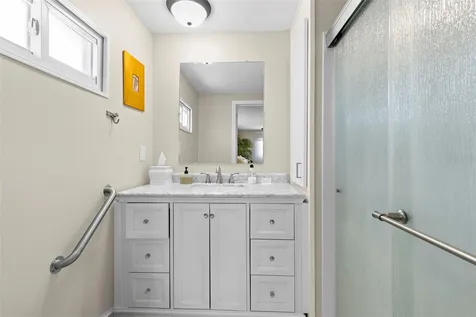 7165 Mount Georgetown Drive NE St Petersburg FL 33702