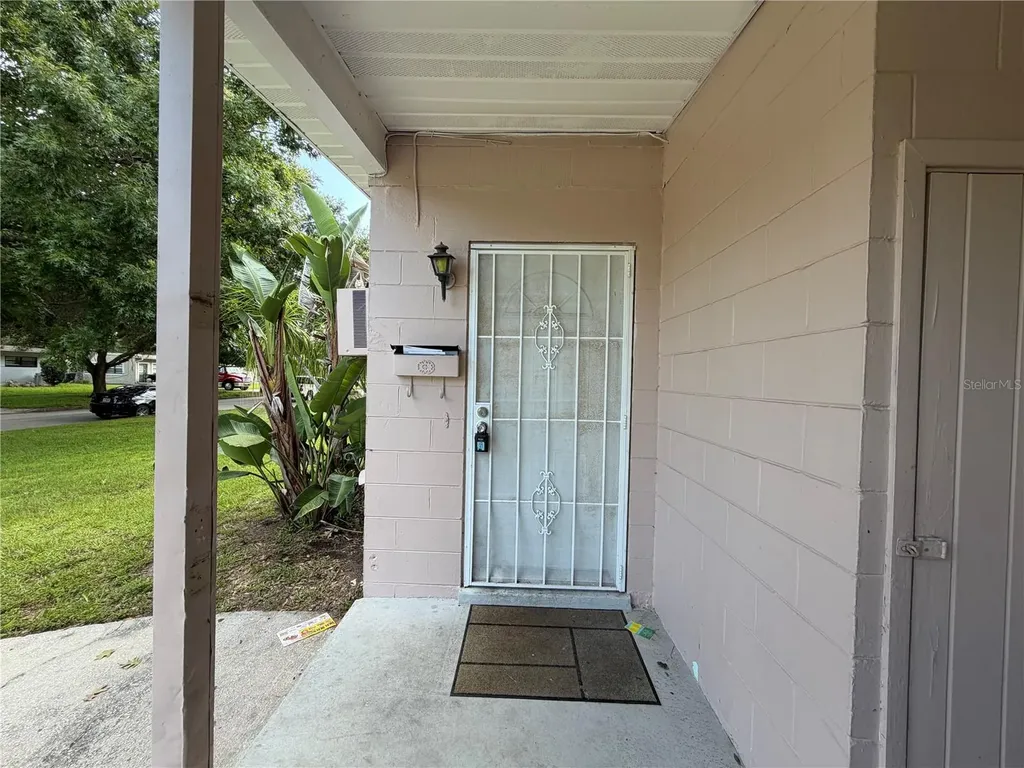 6013 Chenango Lane Orlando FL 32807