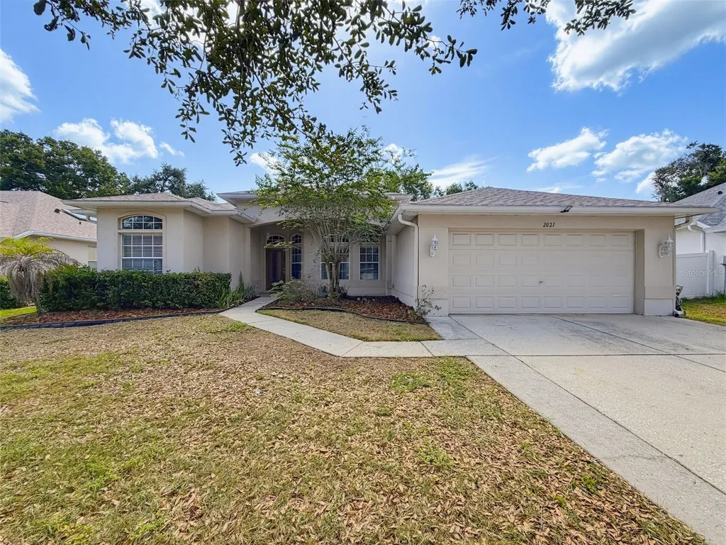 2021 Rutherford Drive Dover FL 33527