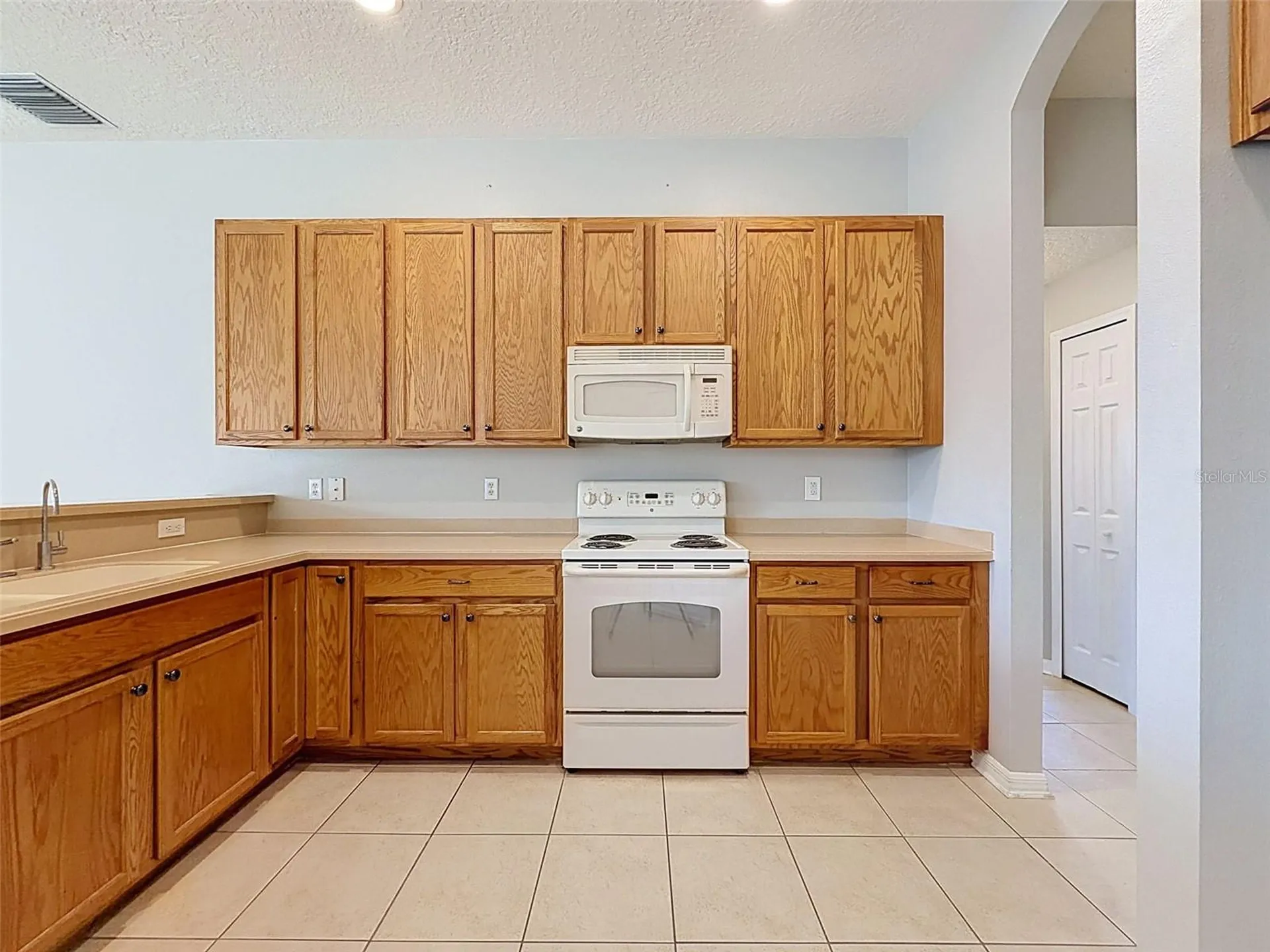 2021 Rutherford Drive Dover FL 33527