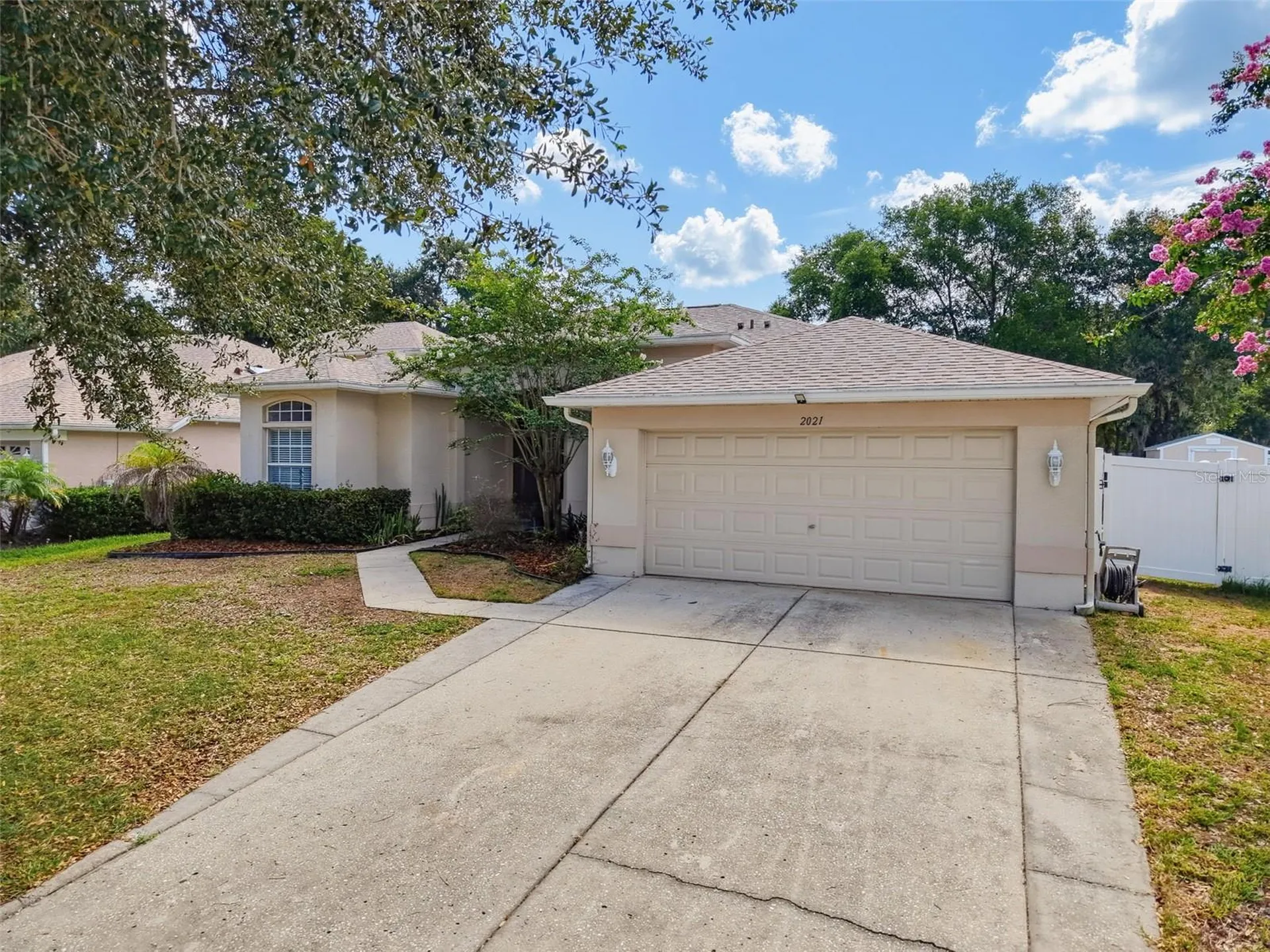 2021 Rutherford Drive Dover FL 33527