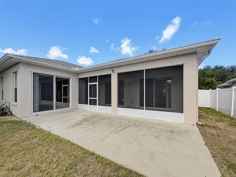 2021 Rutherford Drive Dover FL 33527