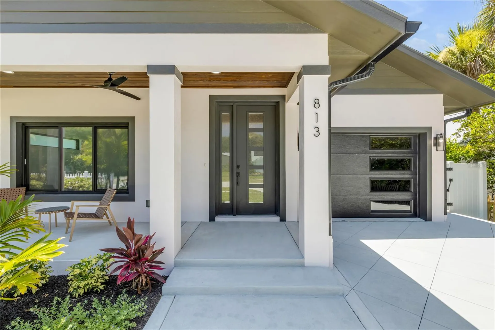 813 E 1st Avenue New Smyrna Beach FL 32169
