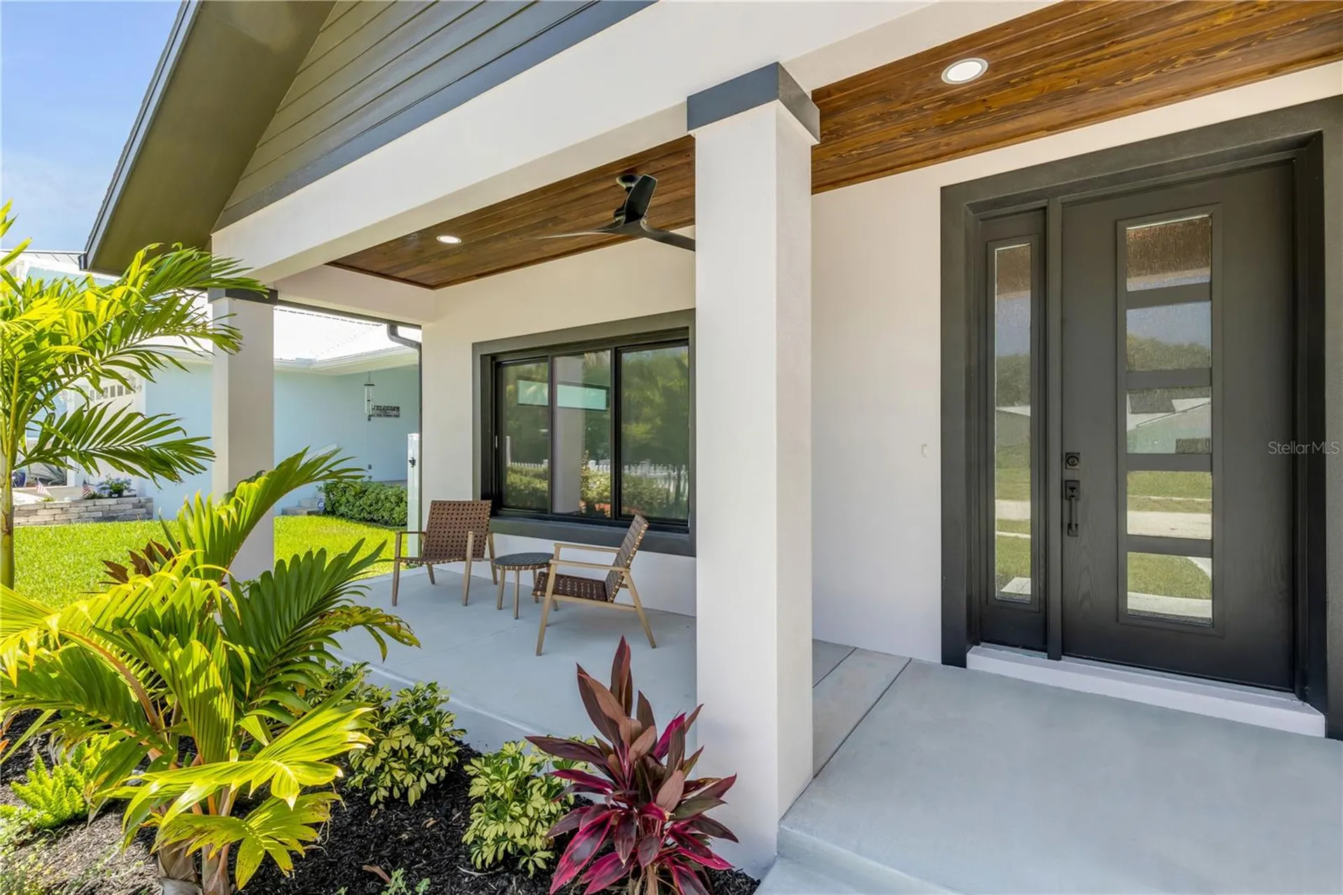 813 E 1st Avenue New Smyrna Beach FL 32169