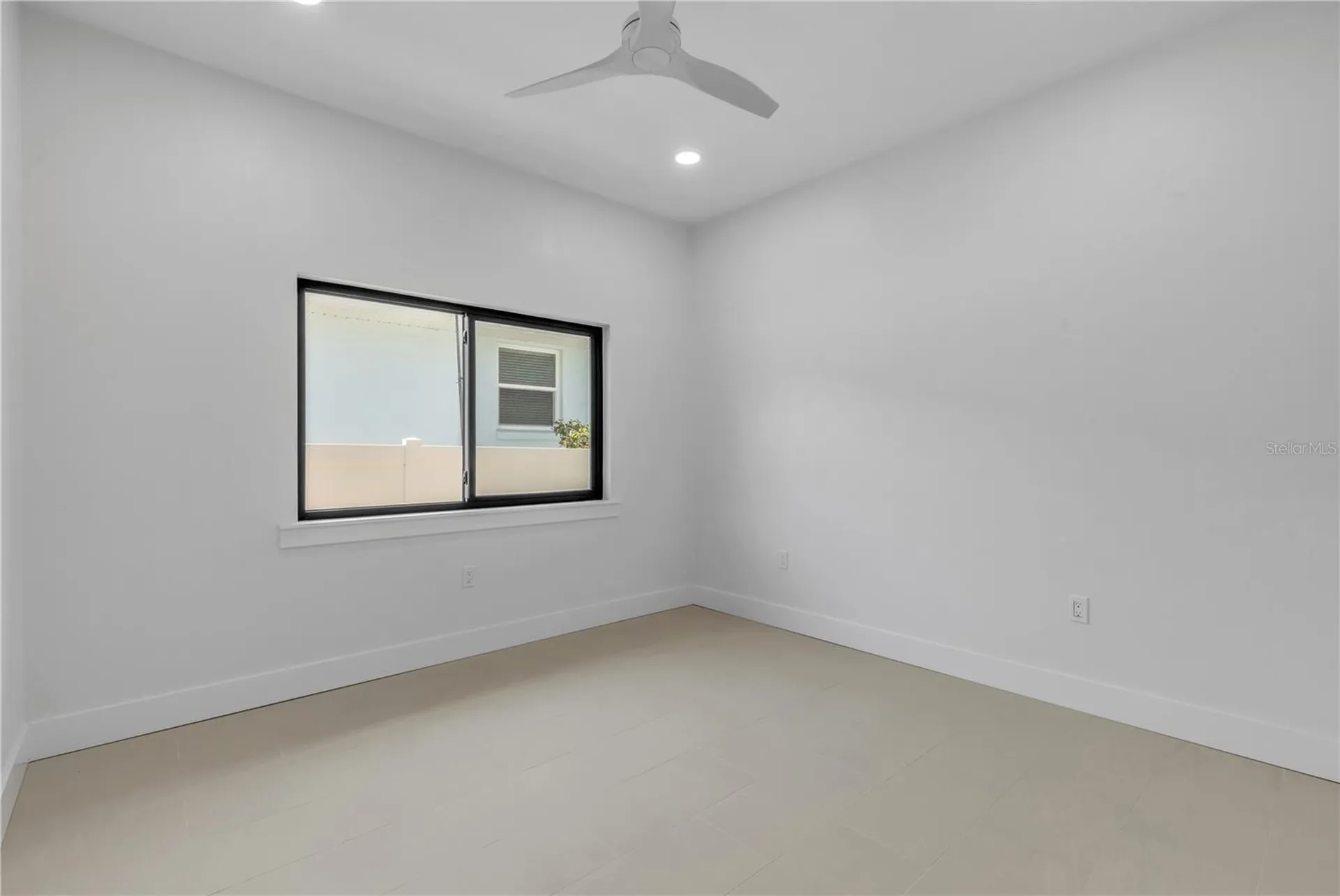 813 E 1st Avenue New Smyrna Beach FL 32169