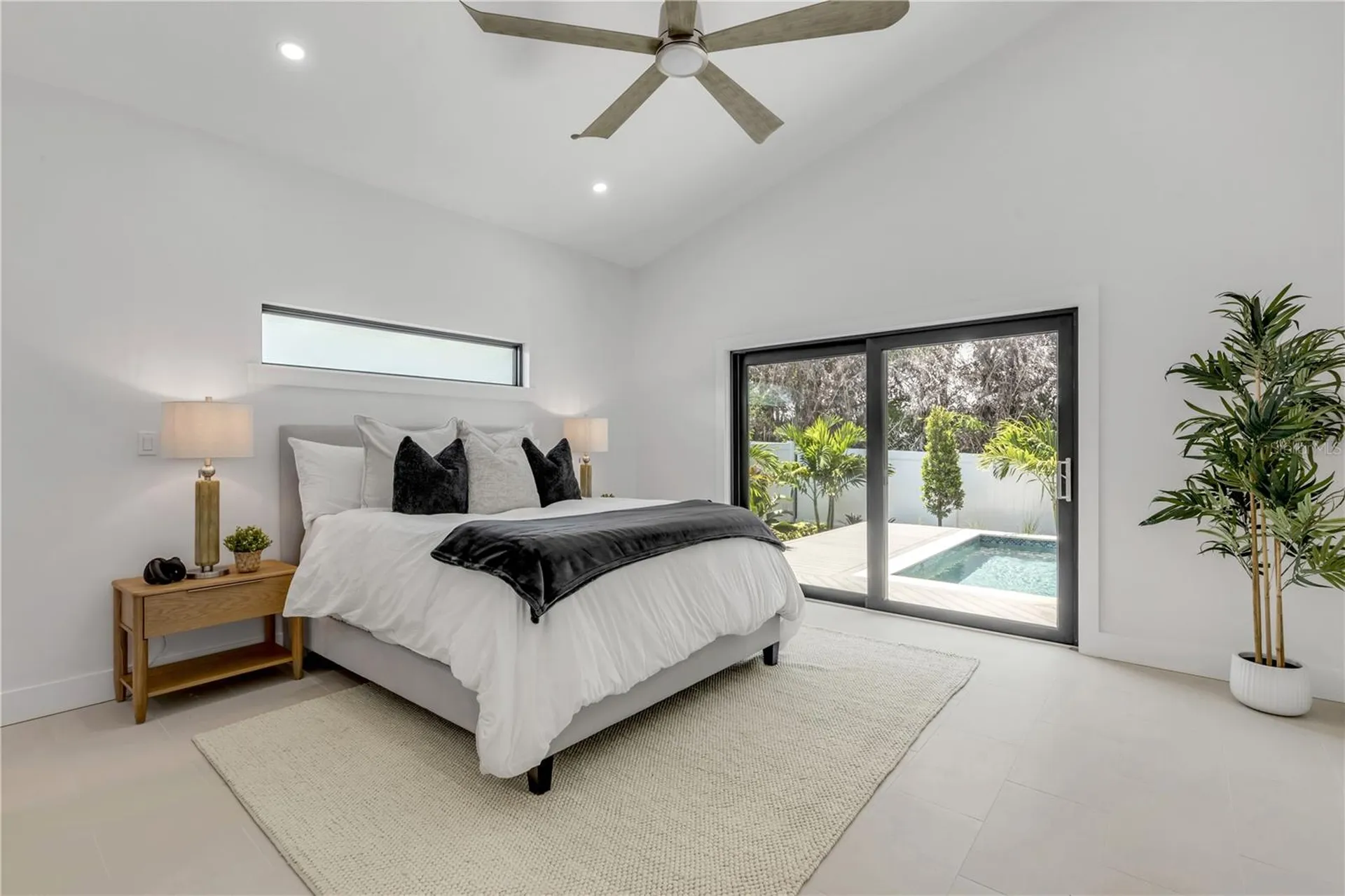 813 E 1st Avenue New Smyrna Beach FL 32169