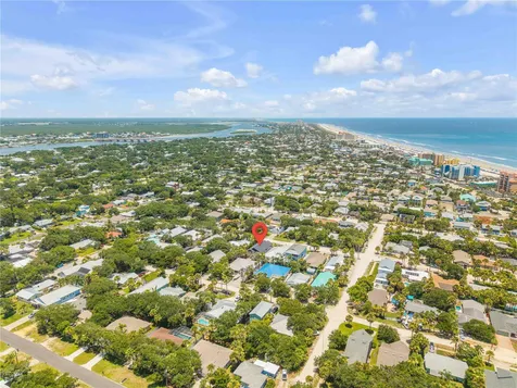 813 E 1st Avenue New Smyrna Beach FL 32169