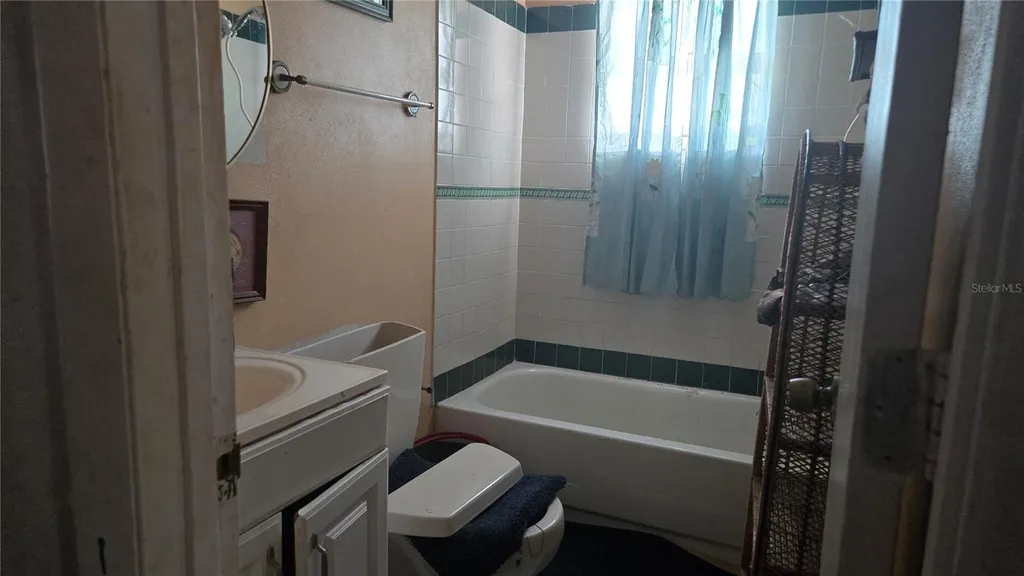 5375 Carolona Way S St Petersburg FL 33712