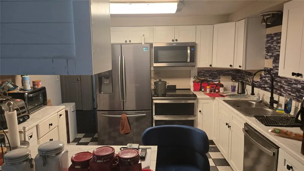 5375 Carolona Way S St Petersburg FL 33712